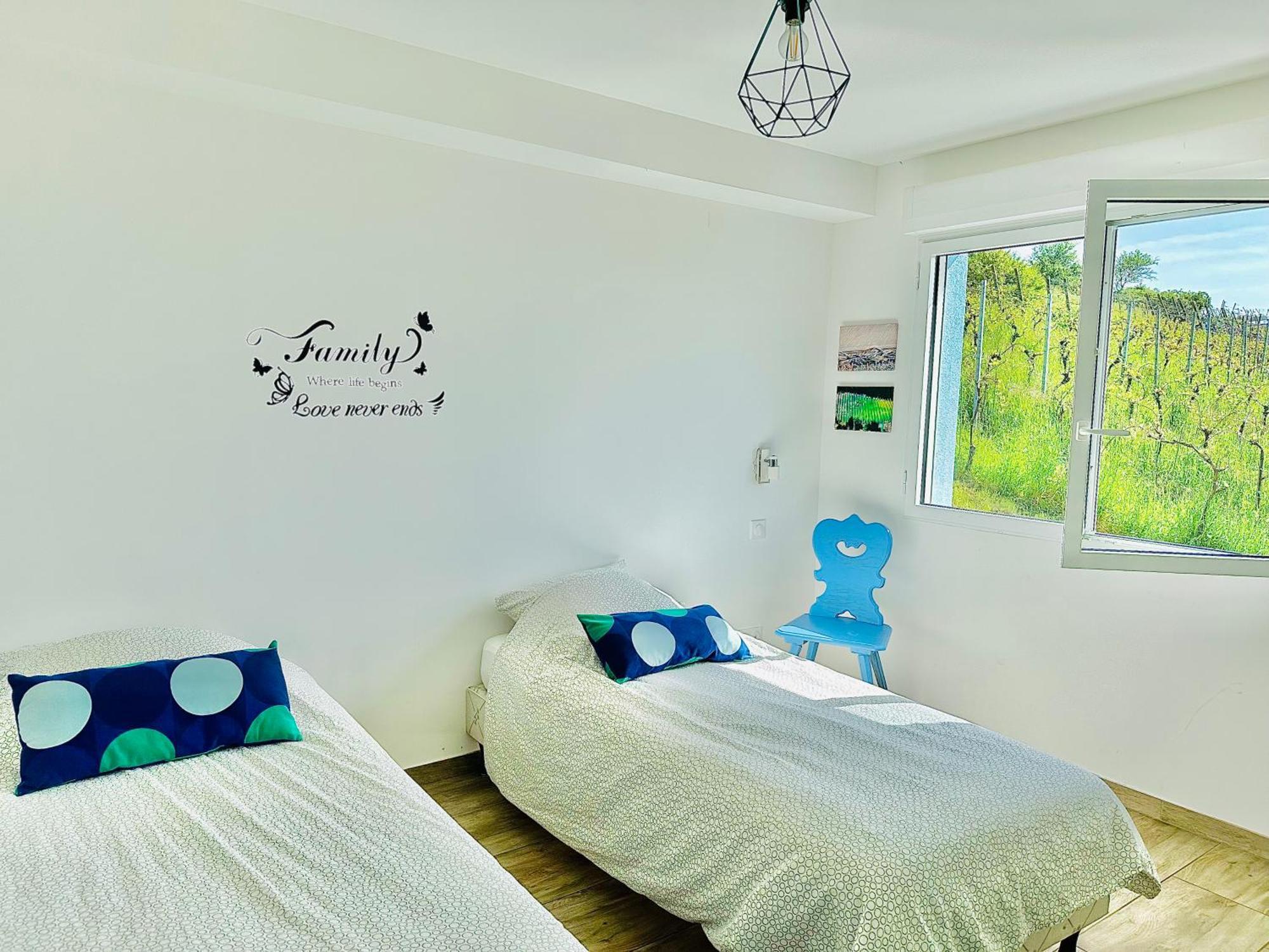 Janea Big Blue House Apartment Reichsfeld Ngoại thất bức ảnh