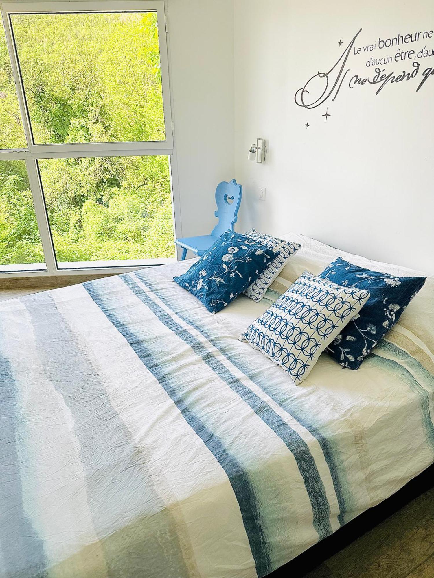 Janea Big Blue House Apartment Reichsfeld Ngoại thất bức ảnh